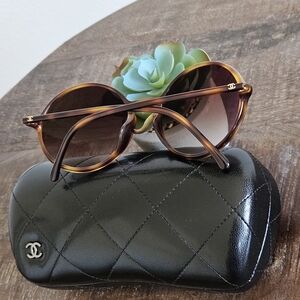 🔴SOLD🔴 Chanel sunglasses